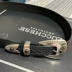 Western Belt NWOT